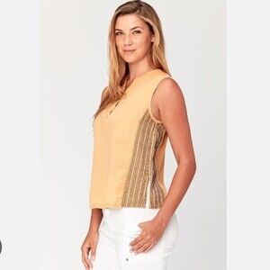 XCVI Women's Yellow and Brown Sleeveless Blouse